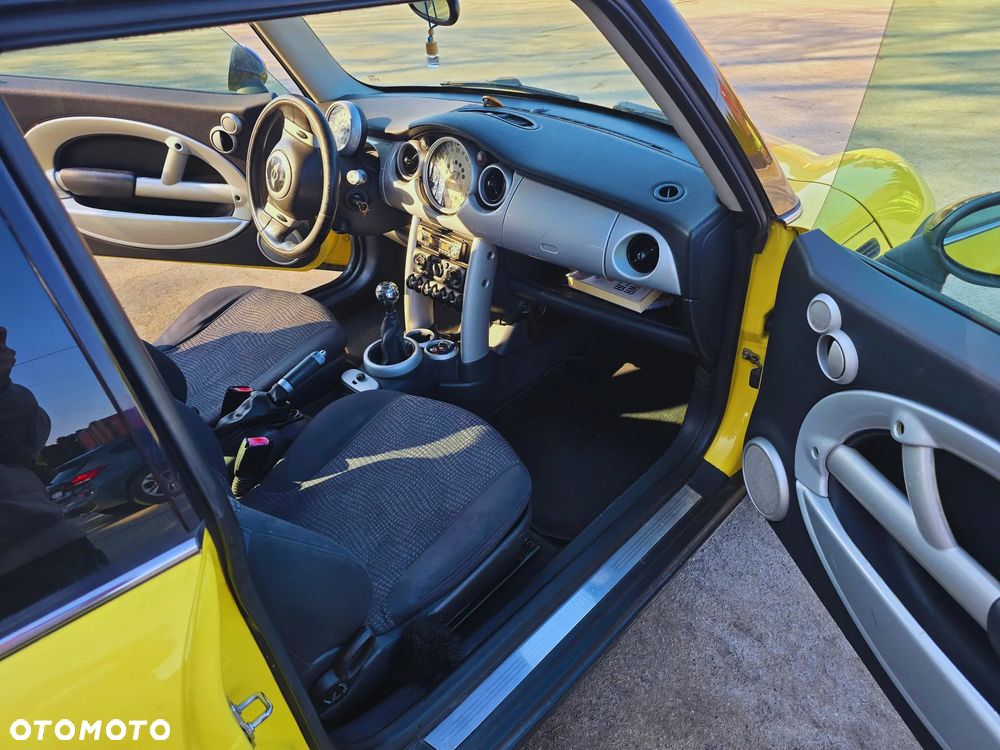 MINI Cooper chili - 6