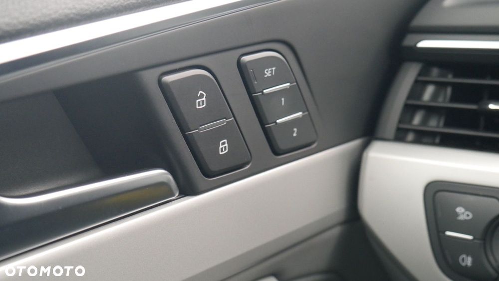 Audi A4 Allroad - 24