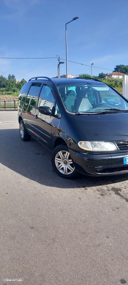VW Sharan 1.9 TDi Confortline 7L - 5