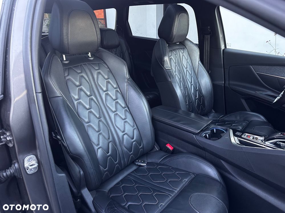 Peugeot 5008 BlueHDi 120 EAT6 Allure - 31