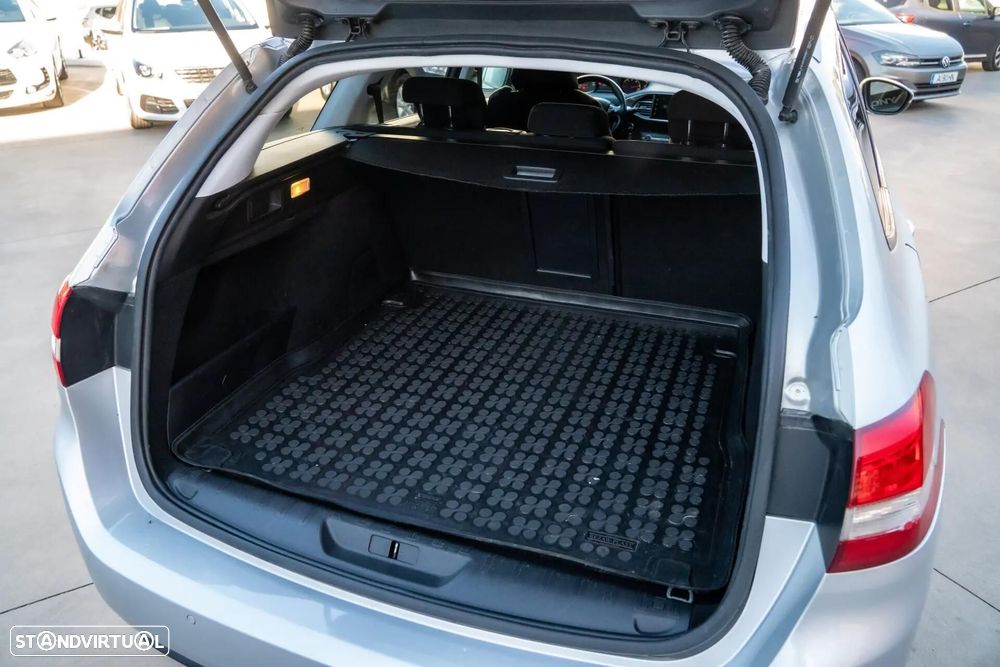 Peugeot 308 SW 1.6 BlueHDi Style - 28