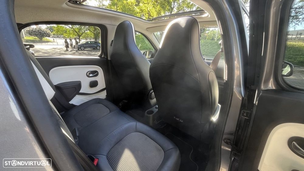 Renault Twingo ENERGY TCe 90 EDC Cosmic - 8
