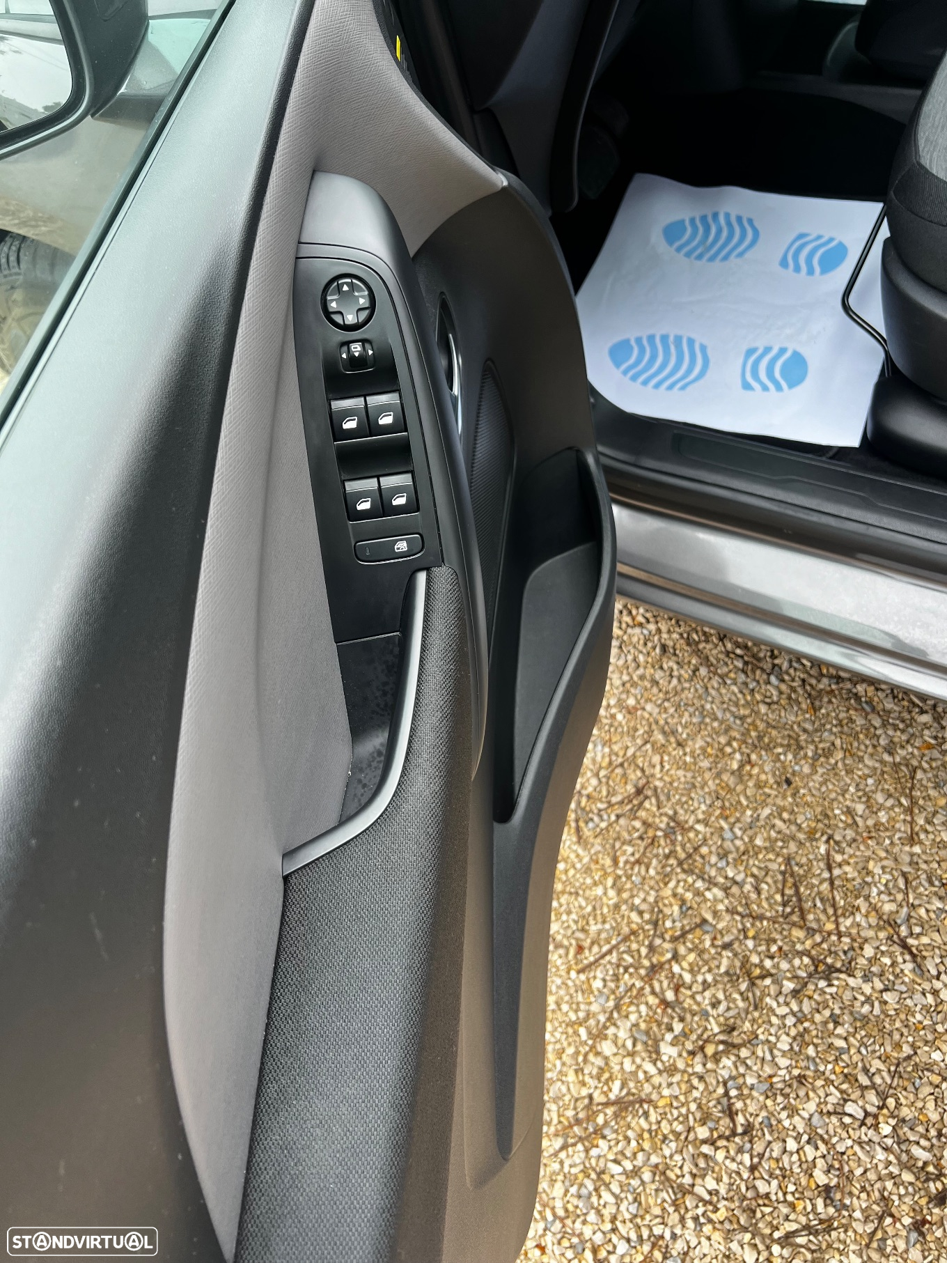 Citroën Grand C4 Spacetourer 1.5 BlueHDi Feel Business EAT8 - 4