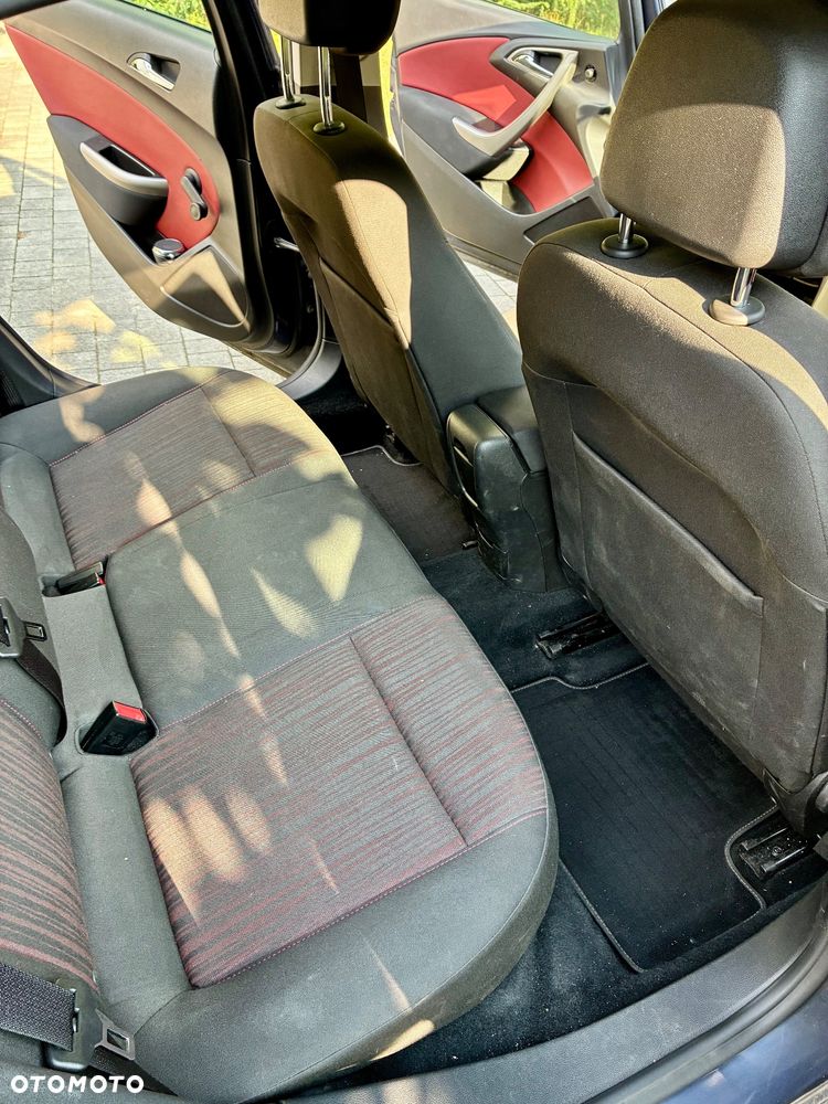 Opel Astra 1.4 Turbo - 13