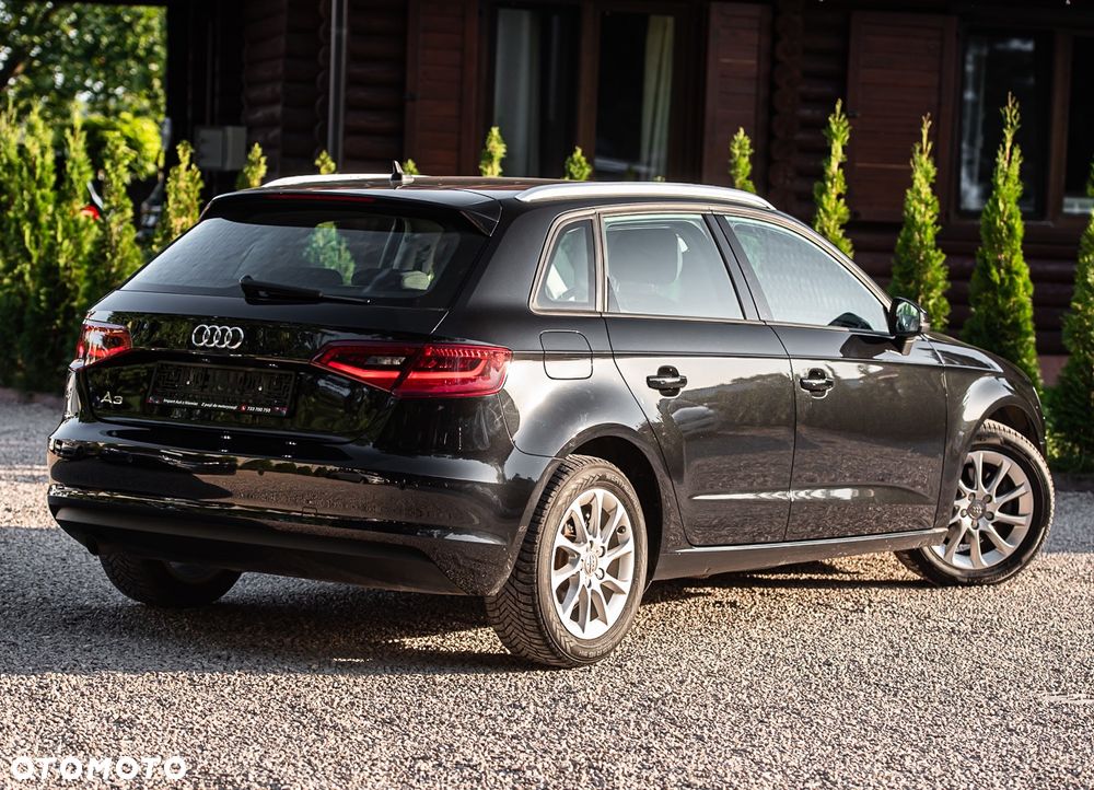 Audi A3 Sportback 1.6 TDI Attraction - 13