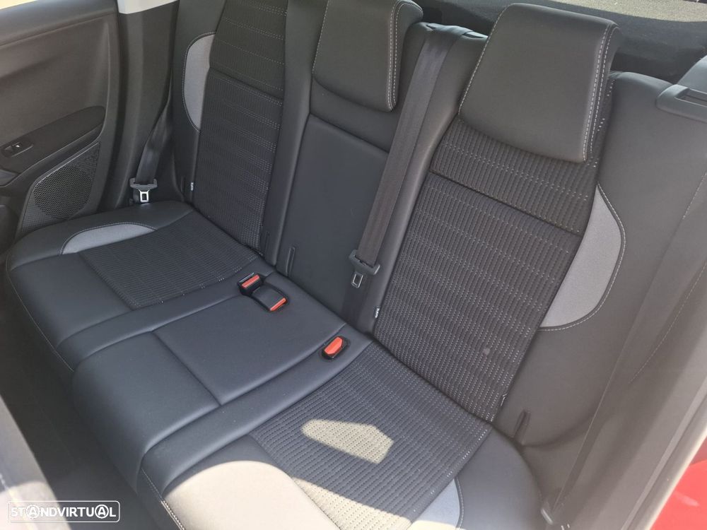 Peugeot 2008 1.6 BlueHDi Allure - 22