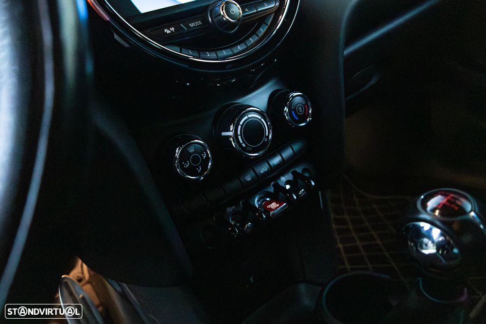 MINI 5 Portas One D - 22