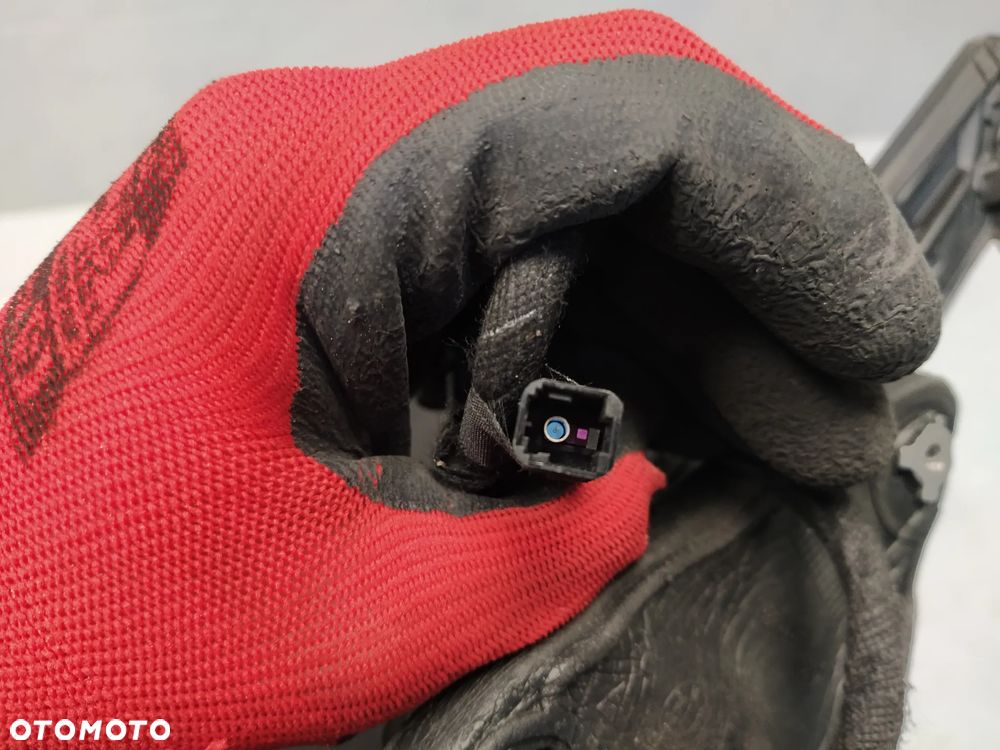 BMW 7 G70 M-POWER LUSTERKO ZEWNĘTRZNE PRAWE ASFERYCZNE ASYSTENT FOTOCHROM KAMERA 9+8+1 PIN KOMPLETNE UK ORYGINAŁ - 7