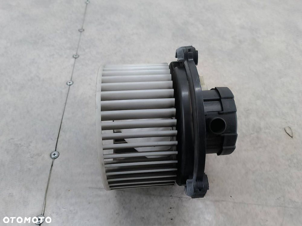 WENTYLATOR NAWIEWU DMUCHAWA HYUNDAI COUPE III 97113-2D000 F00S330016  KAMCO - 1