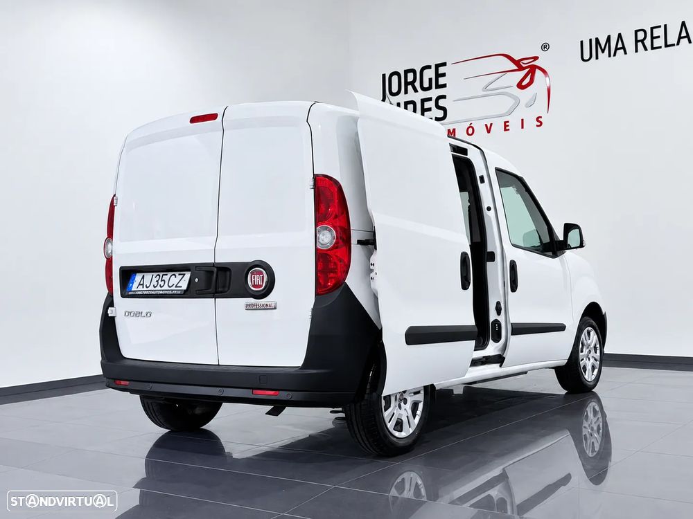 Fiat DOBLO CARGO 1.3 M-JET 95 CV - 3 LUGARES - IVA DEDUTIVÉL - 8603 KM - 16