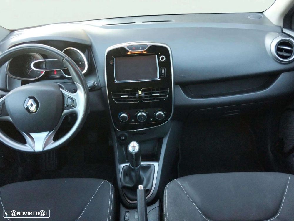 Renault Clio 0.9 TCe Limited - 9
