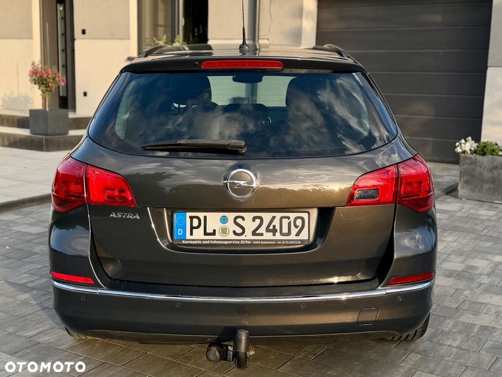 Opel Astra 1.4 Turbo Color Edition - 11