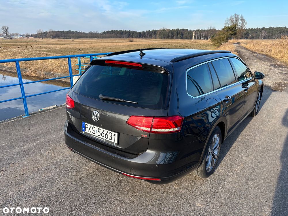 Volkswagen Passat - 9