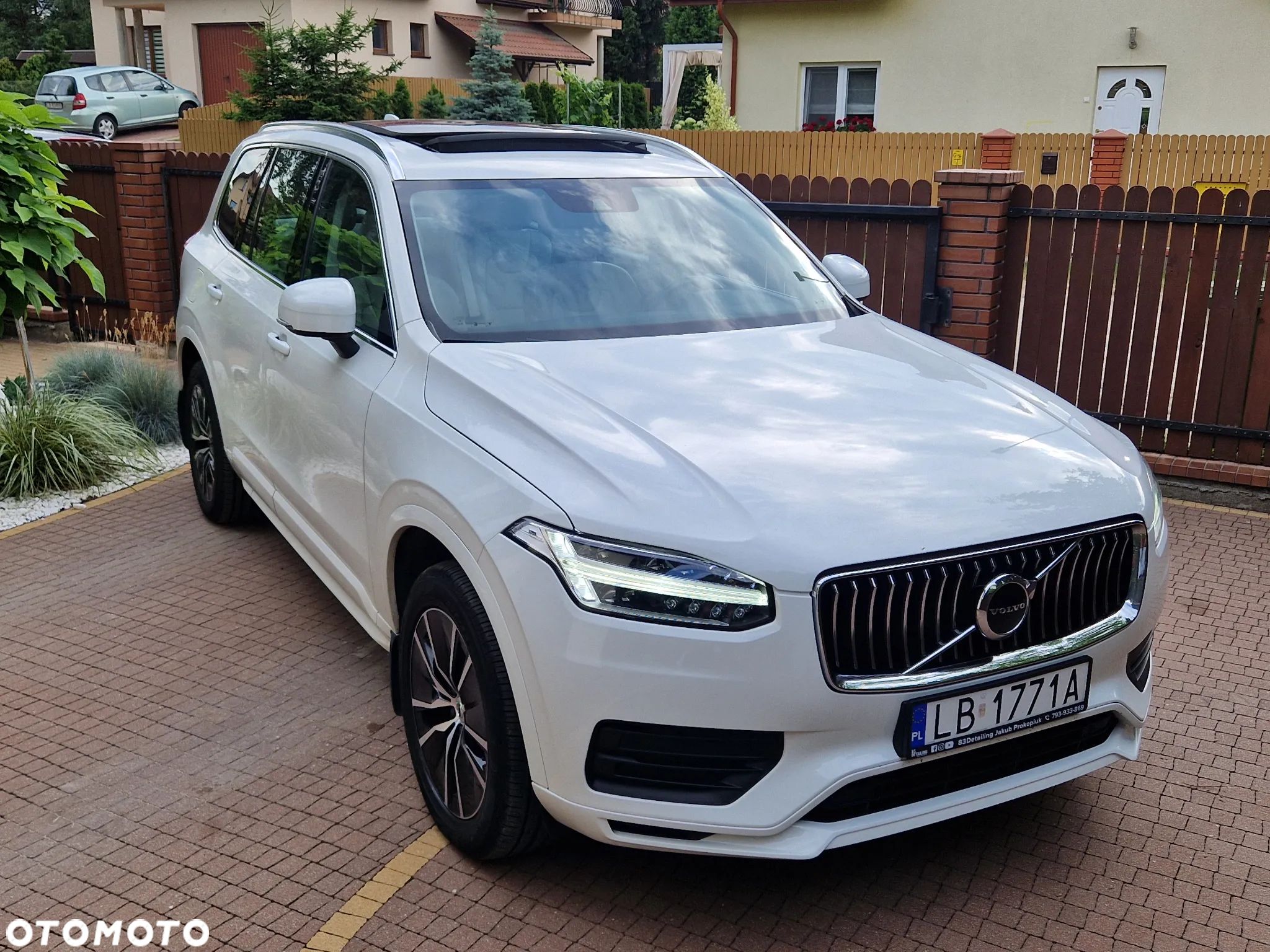 Volvo XC 90 - 1