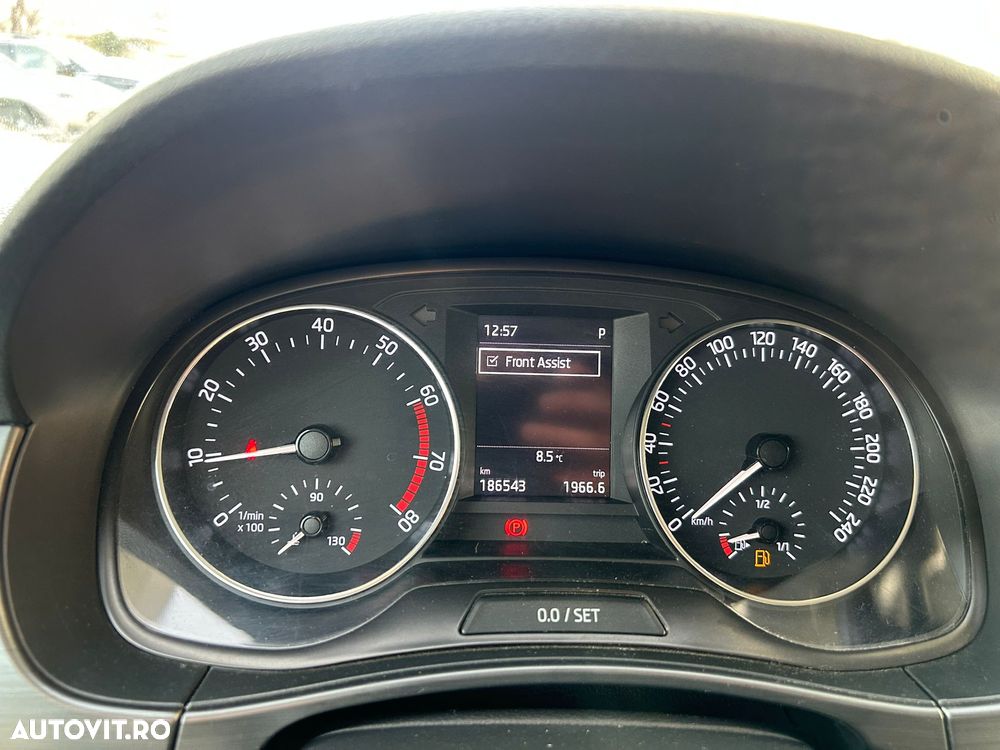 Skoda Fabia 1.2 TSI DSG Style - 9