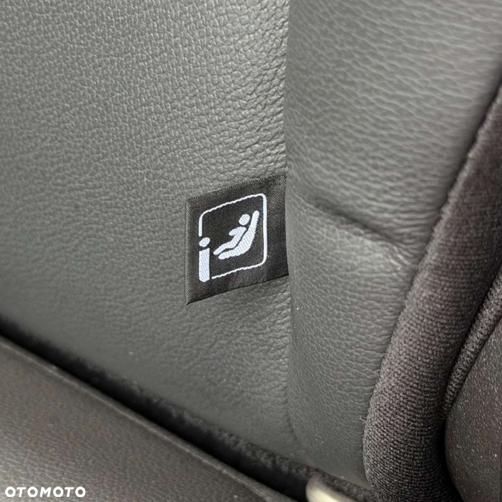 Ford Kuga - 35
