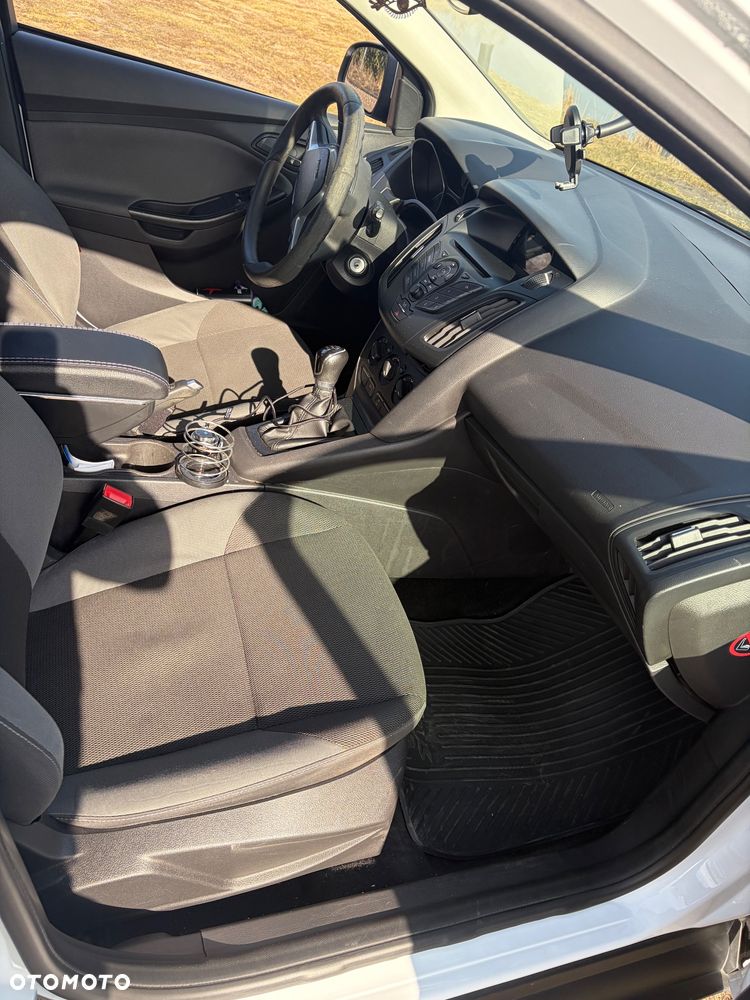 Ford Focus 1.0 EcoBoost Start-Stopp-System SYNC Edition - 11