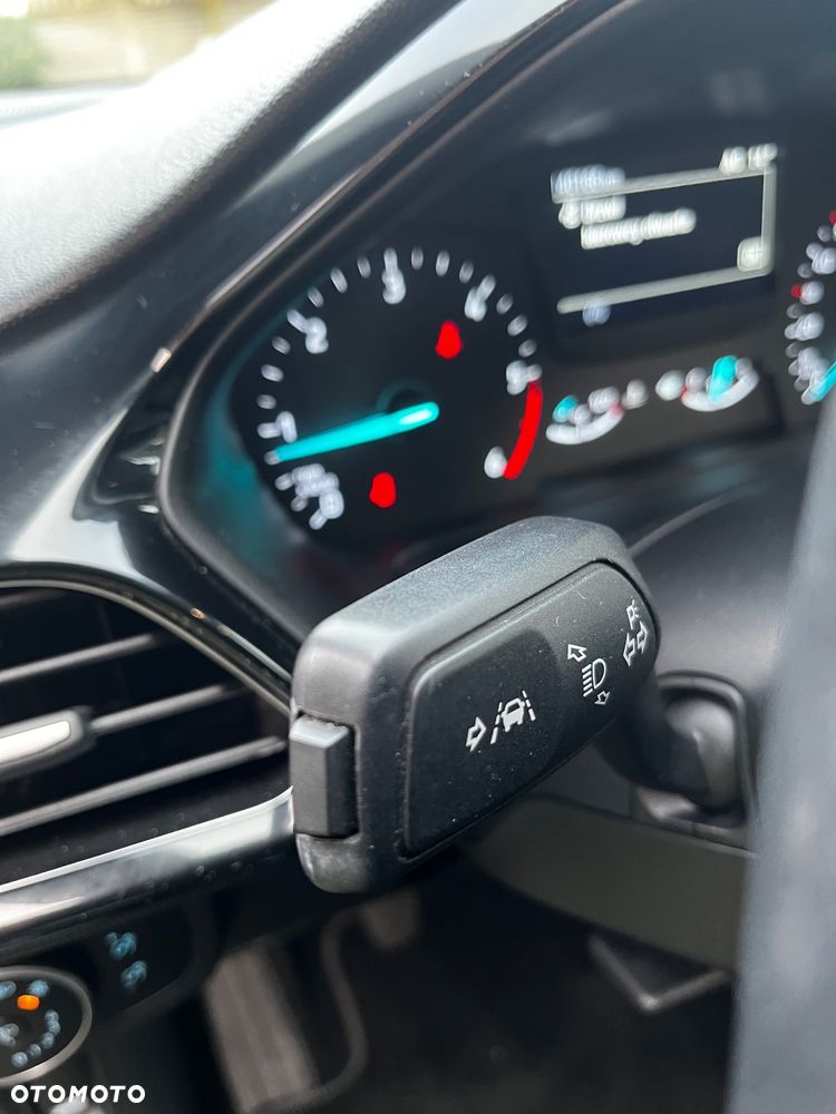 Ford Fiesta ver-1-5-tdci-titanium - 17