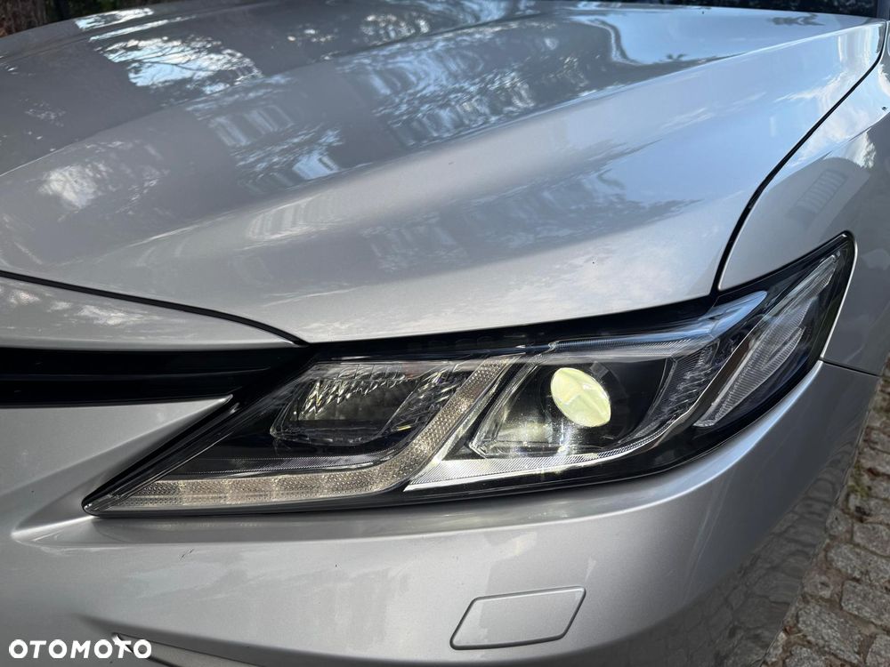 Toyota Camry 2.5 Hybrid Comfort CVT - 10