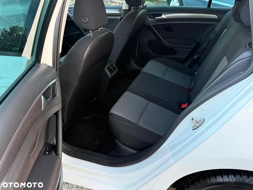 Volkswagen Golf 1.6 TDI BMT Comfortline - 5