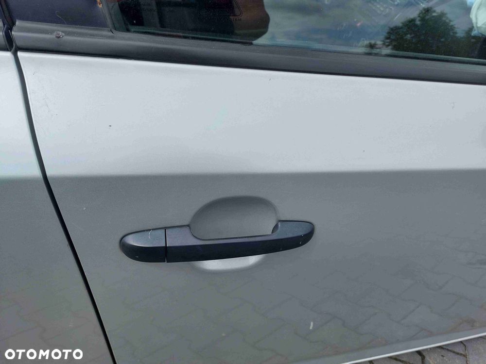 DRZWI KOMPLETNE PRAWY PRZÓD KIA CEED I 5D 9S - 3