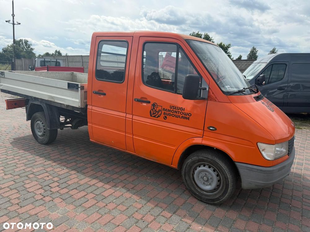 Mercedes-Benz sprinter 208d doka 6 osób 2,3 diesel - 1