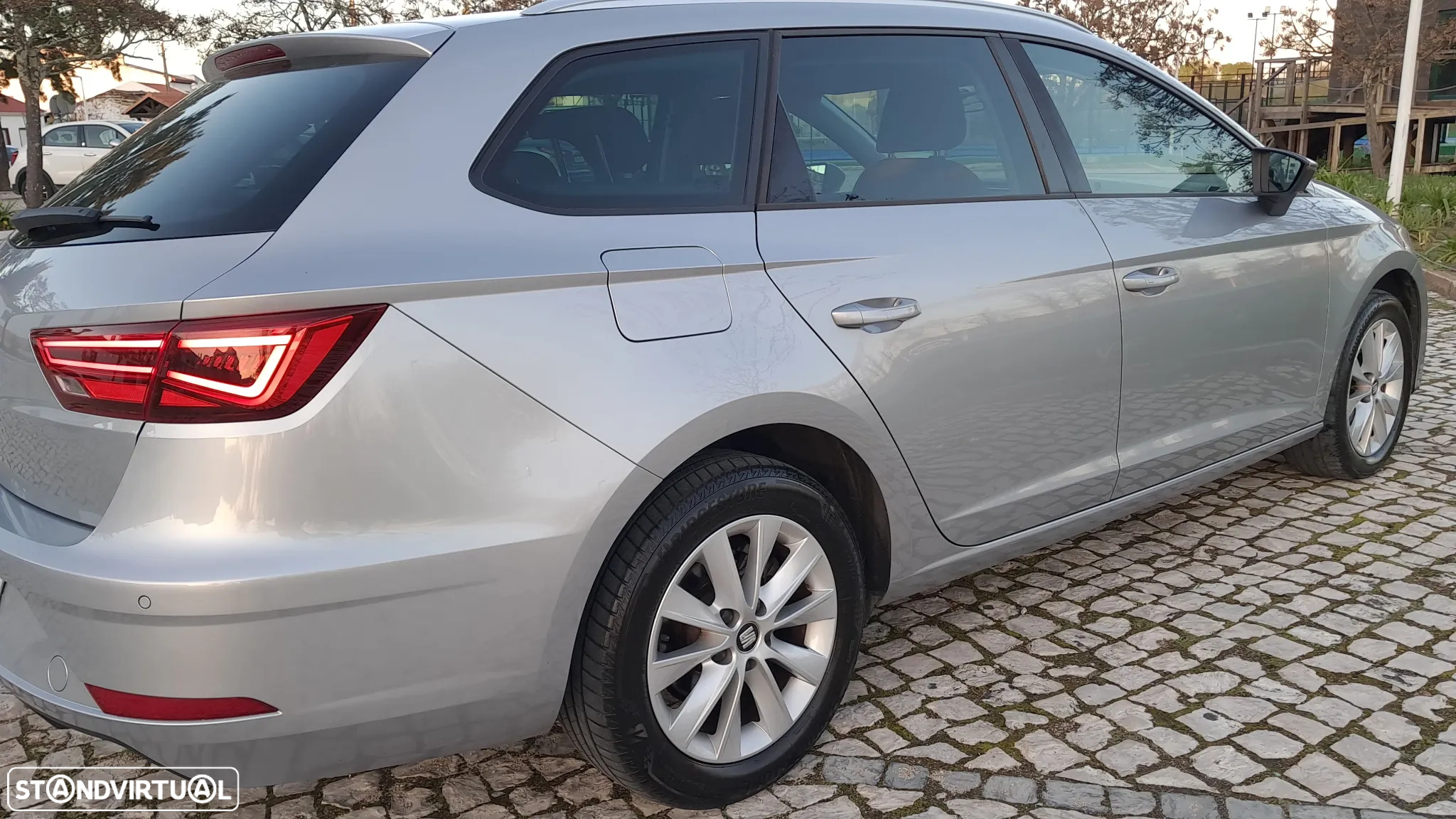 SEAT Leon ST 1.6 TDI Style S/S - 9