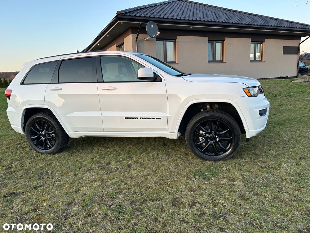 Jeep Grand Cherokee - 2