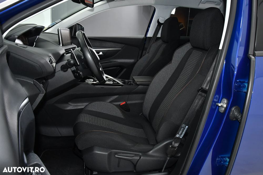 Peugeot 3008 1.5 BlueHDI 130 EAT8 Allure Pack - 13