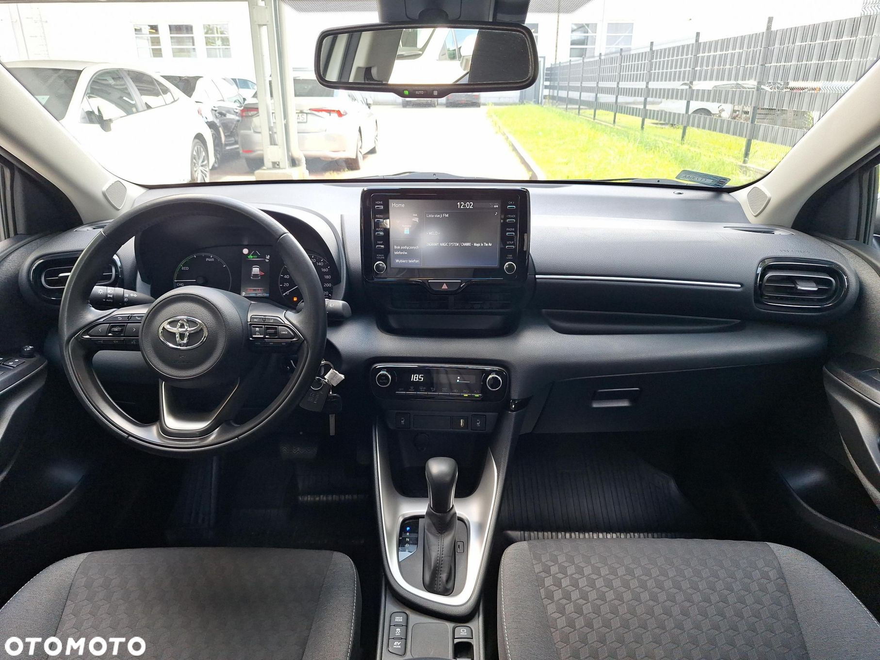 Toyota Yaris - 16