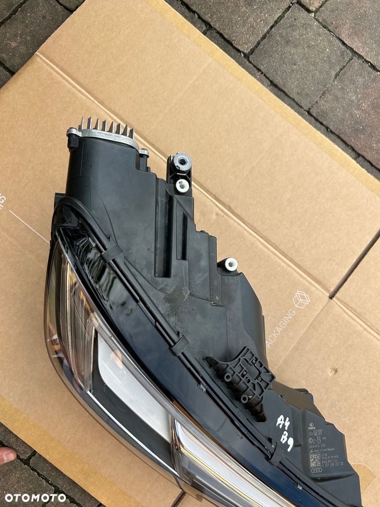 Audi A4 B9 lampa prawy przód 8W094103 full led - 13