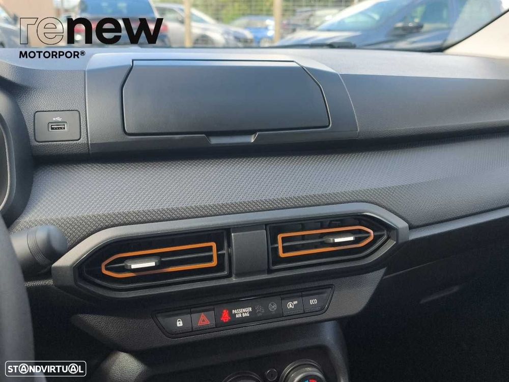 Dacia Sandero Stepway TCe 90 Essential - 18