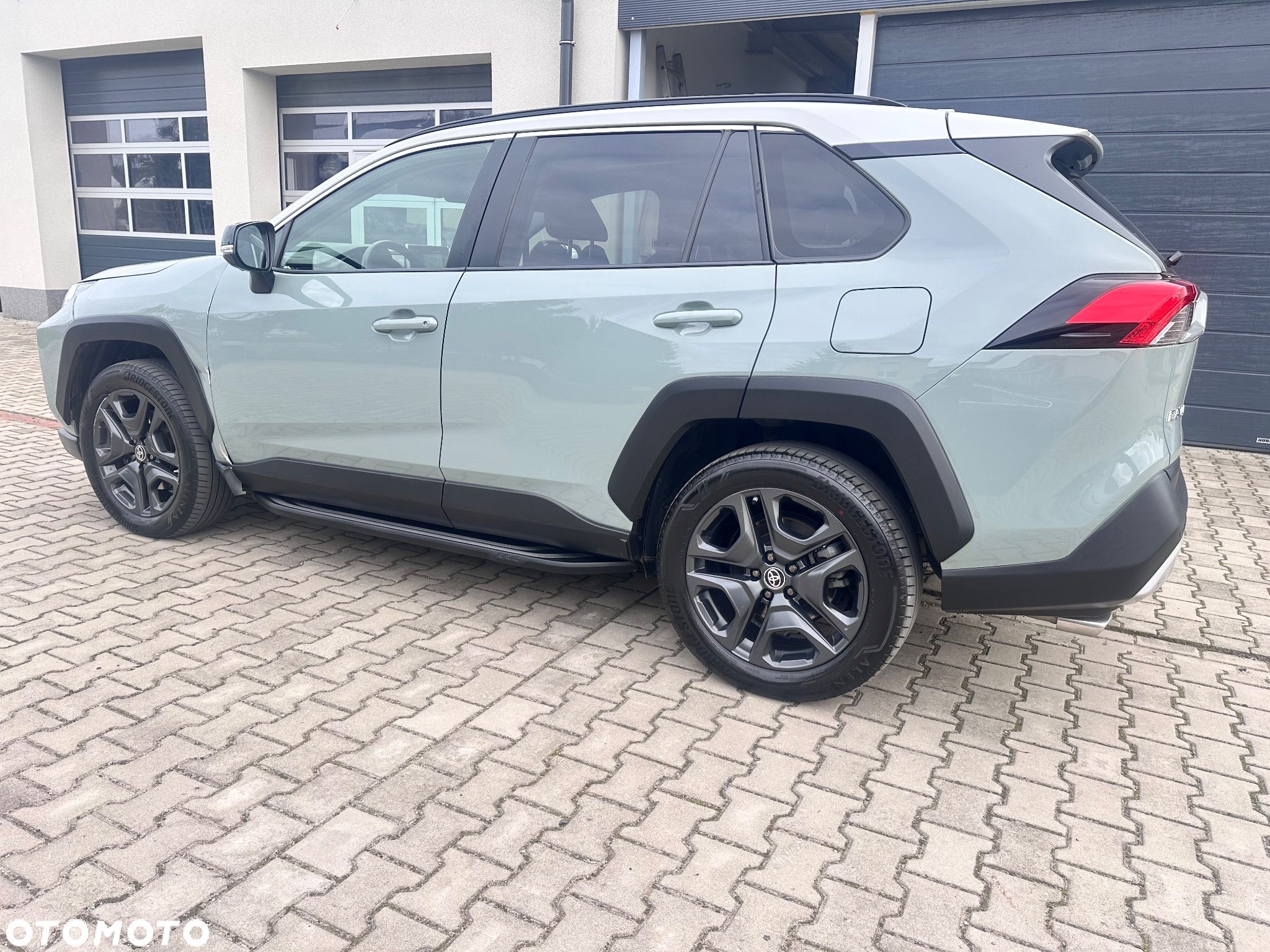 Toyota RAV4 - 7