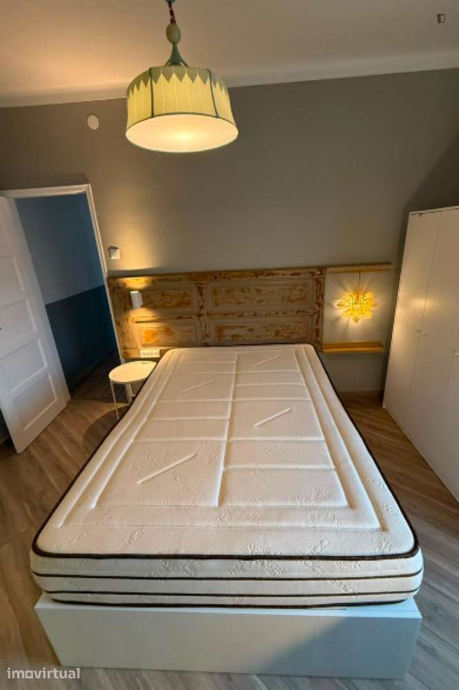 Quarto - localizado em Santarem - Grande imagem: 2/13