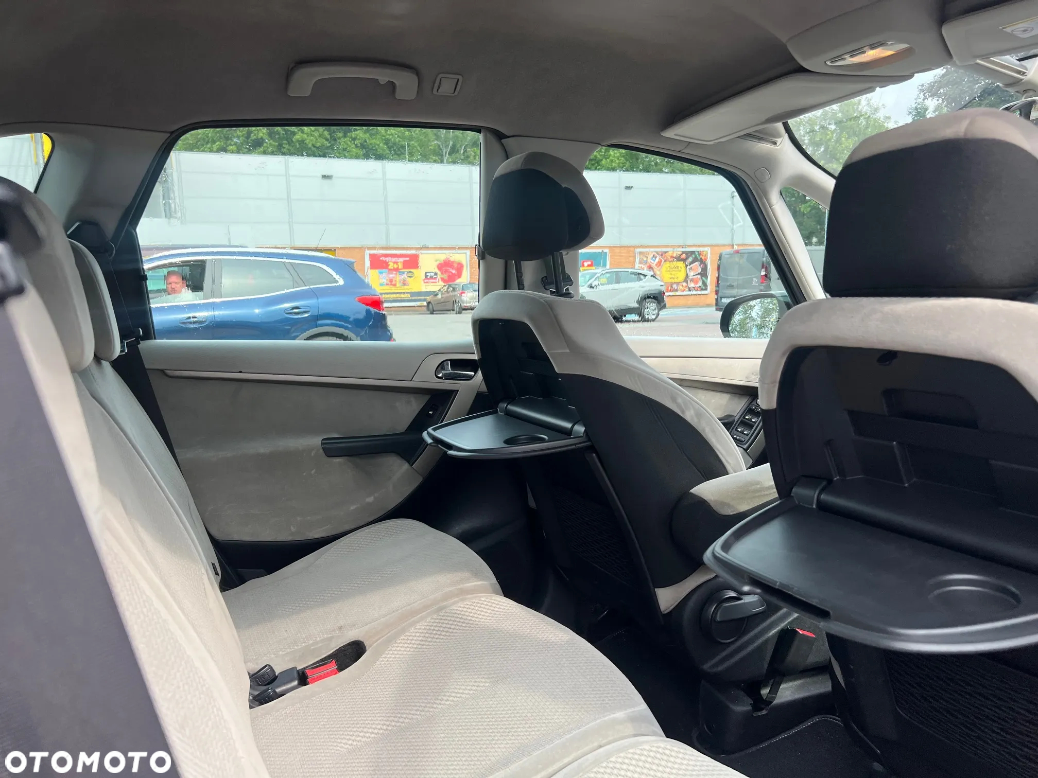 Citroën C4 Picasso 1.6 HDi FAP EGS6 Exclusive - 6