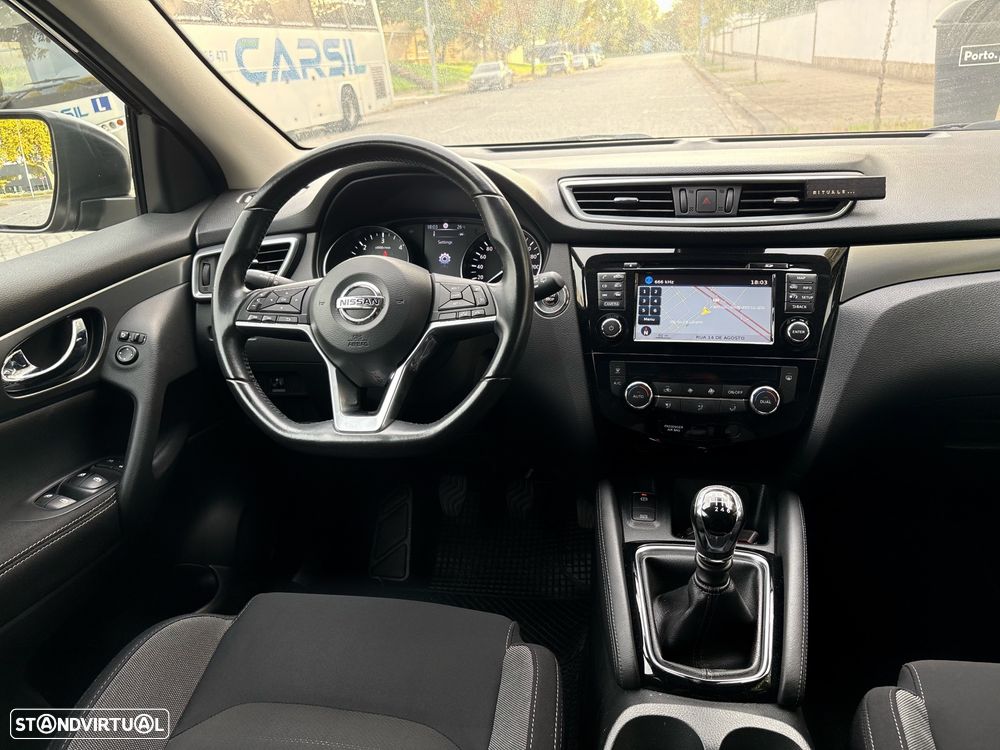 Nissan Qashqai 1.5 dCi N-Connecta 18 - 5