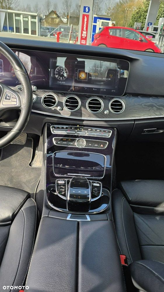 Mercedes-Benz Klasa E - 14