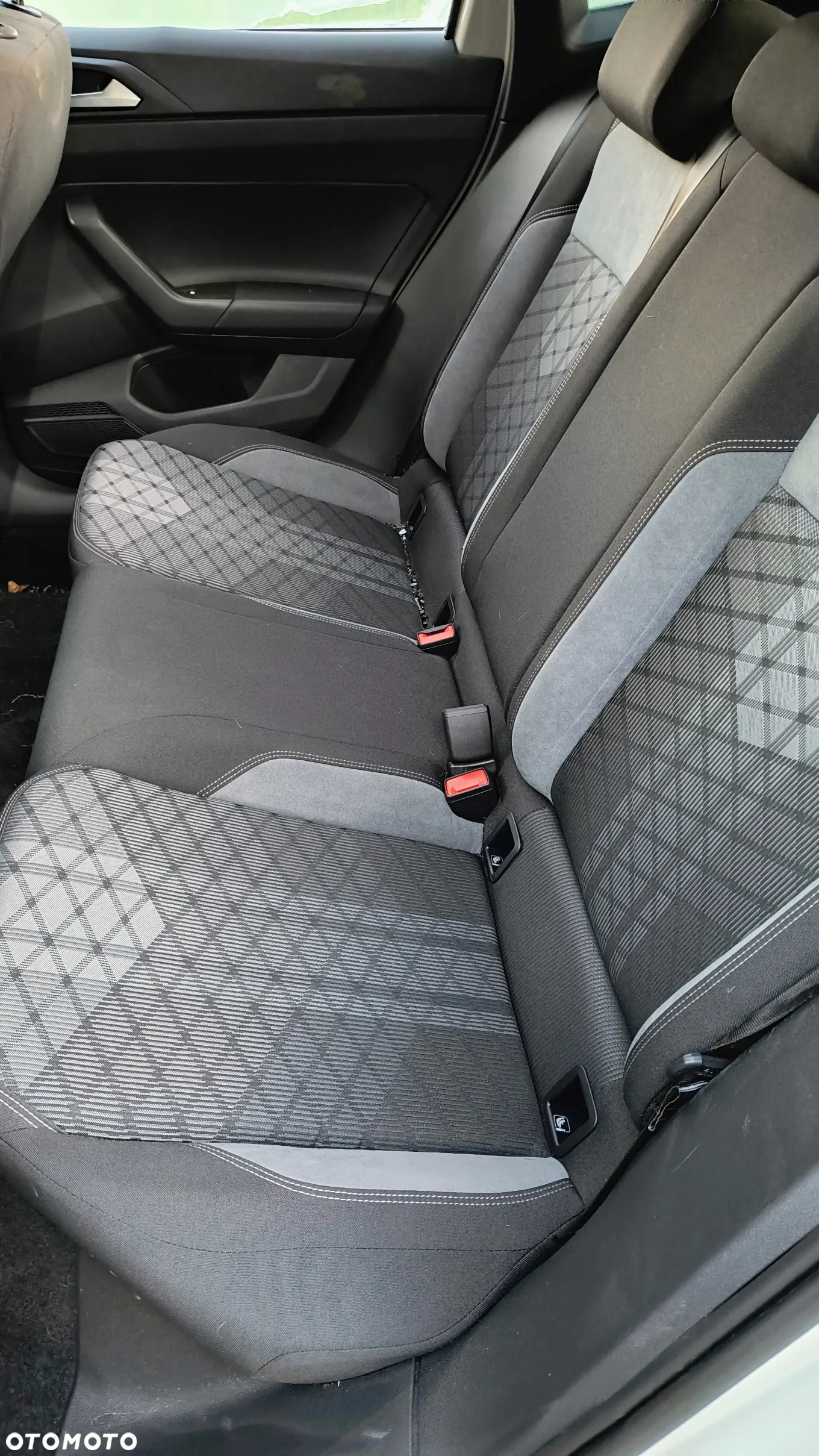 Volkswagen Polo 1.0 TSI R-Line - 9