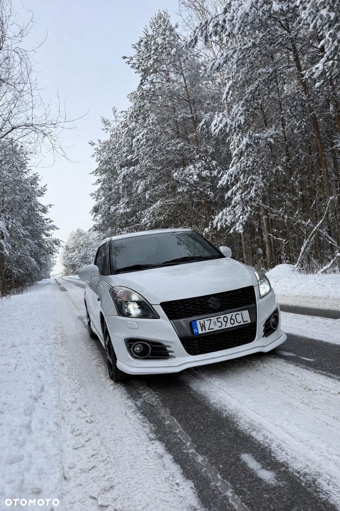 Suzuki Swift - 1