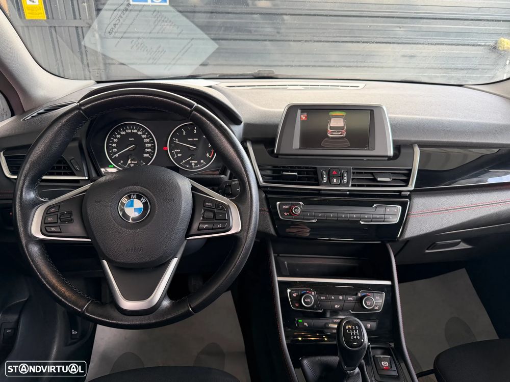 BMW 216 Active Tourer d Line Sport - 19