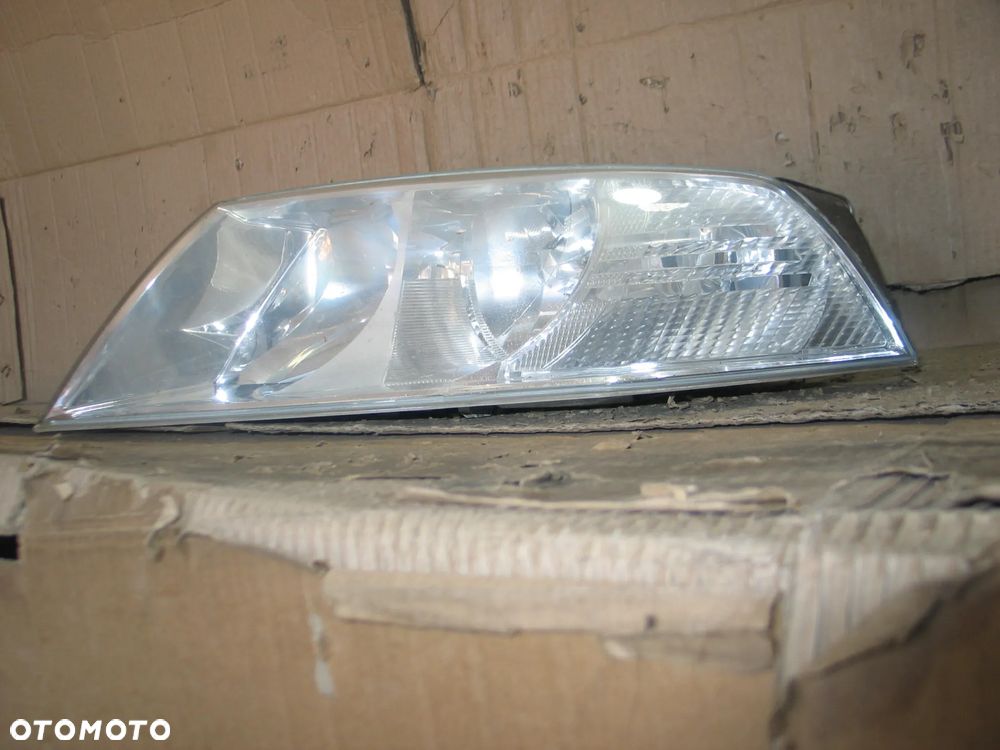 lampa lewy przod skoda octavia 2 II 04-08r. europa - 9