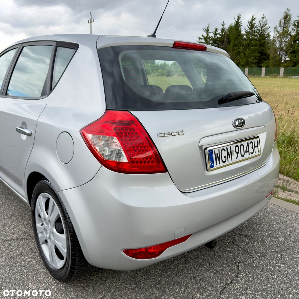 Kia Ceed 1.4 Comfort - 32