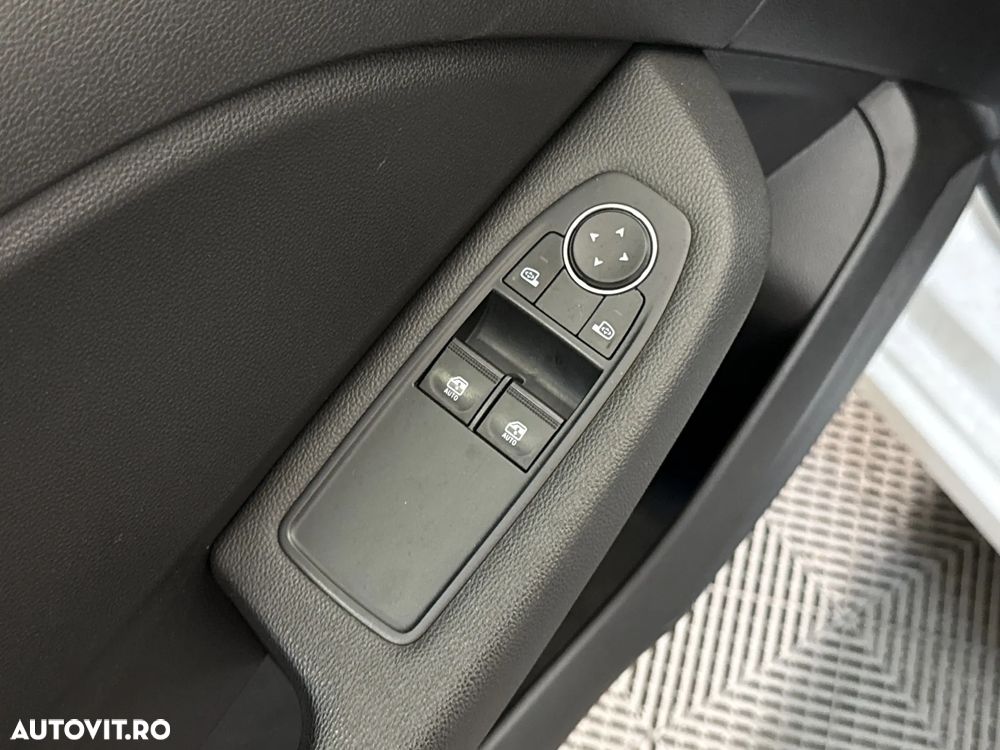 Renault Clio - 15