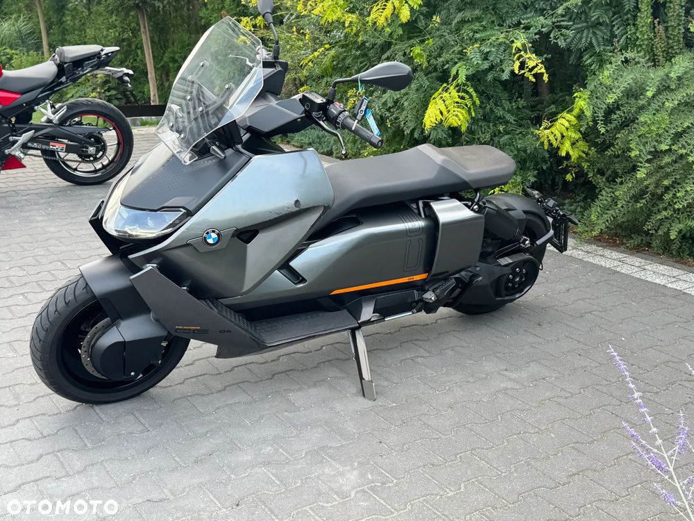 BMW CE 04 - 7