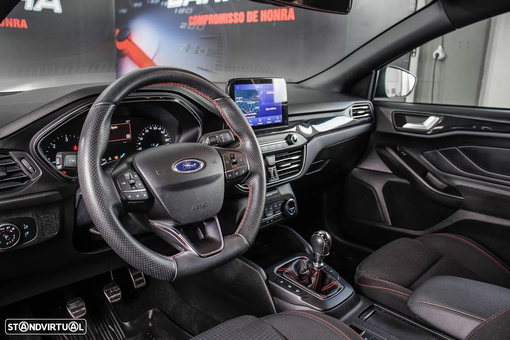 Ford Focus SW 1.5 TDCi EcoBlue ST-Line - 20