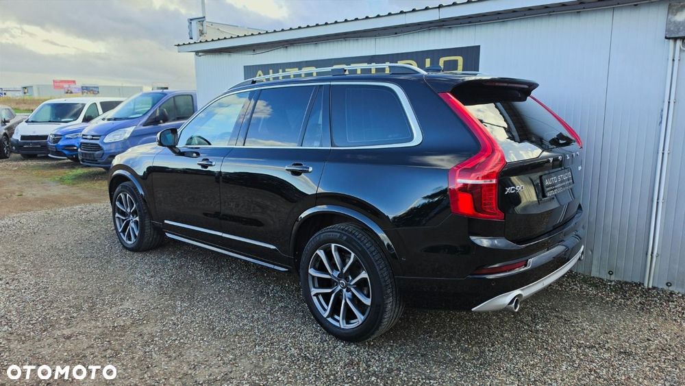 Volvo XC 90 - 38