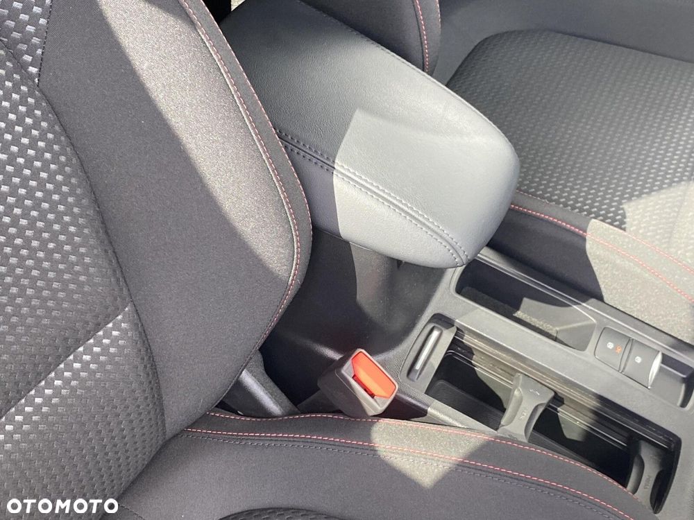 Ford Focus - 23