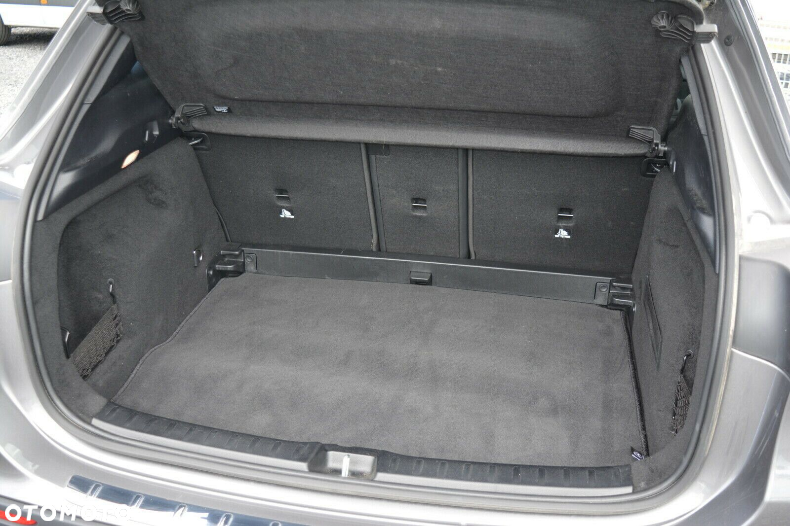 Mercedes-Benz GLA - 30