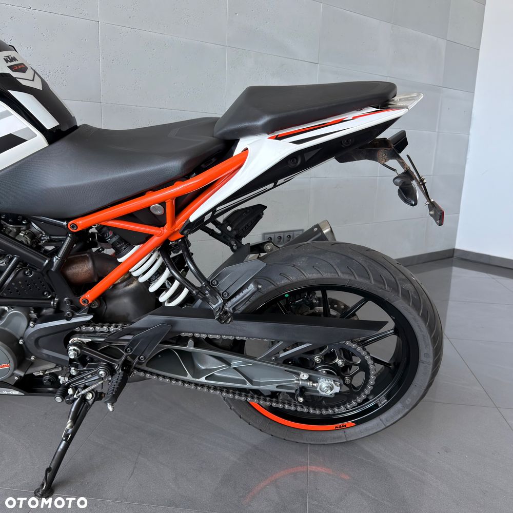 KTM Duke 125 - 11