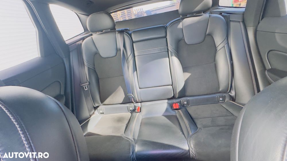 Volvo XC 60 - 5